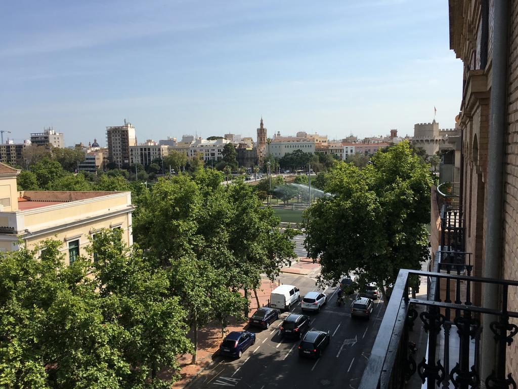 Apartament Travel Habitat Jardines Rio Turia. Walencja Zewnętrze zdjęcie