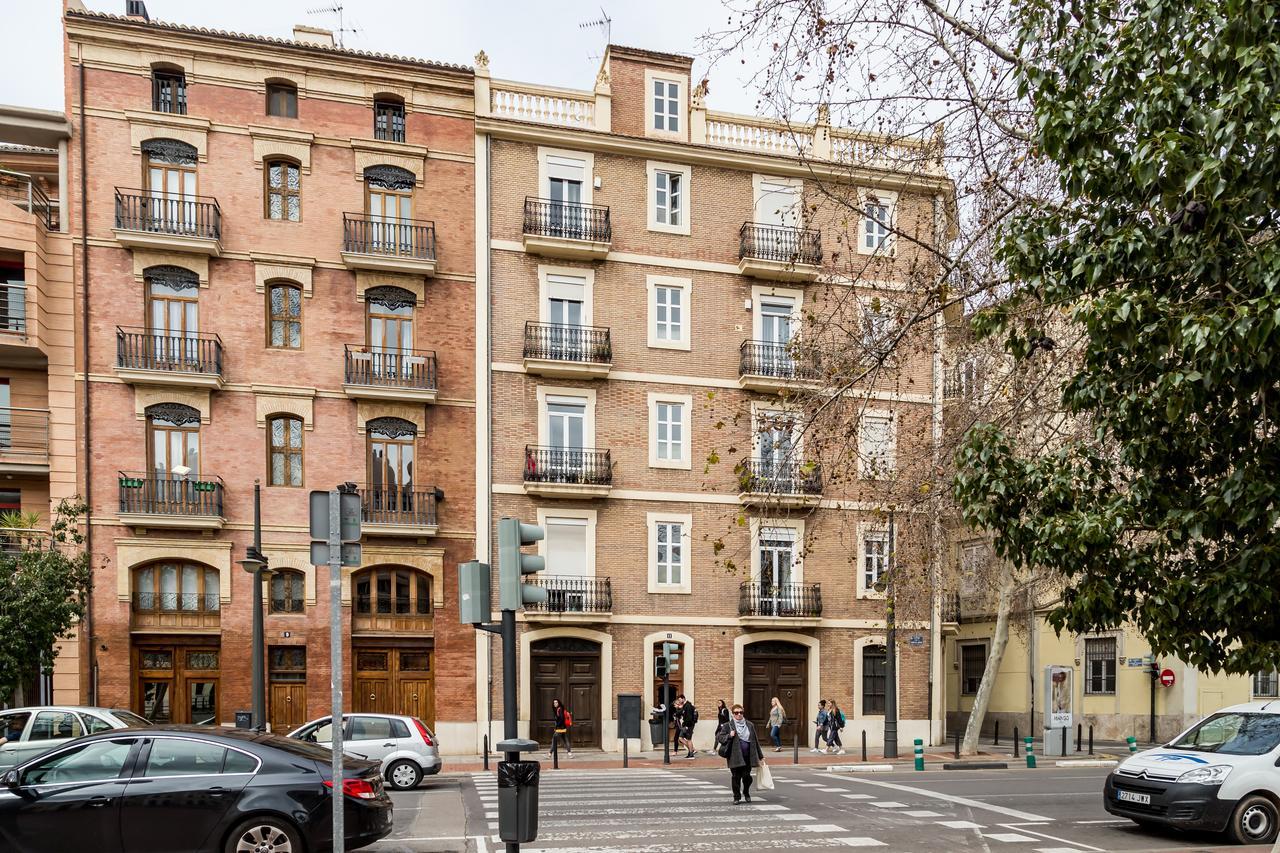 Apartament Travel Habitat Jardines Rio Turia. Walencja Zewnętrze zdjęcie